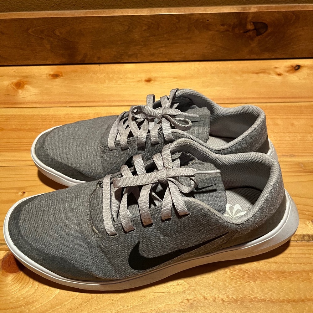 Men’s Nike Golf Shoes Size 11